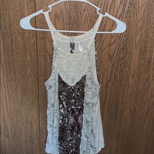 Multicolored lace tank